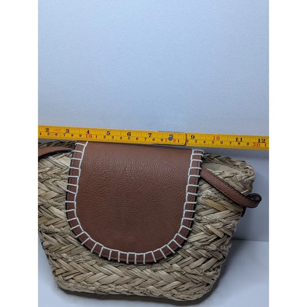 Universal Thread Straw Woven Crossbody Bag Tan Brown Flap Purse Boho Summer